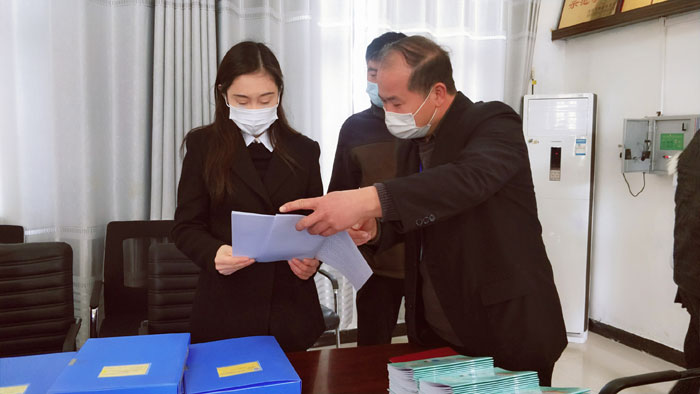 副縣長(zhǎng)朱琳調(diào)研學(xué)校疫情防控和開學(xué)準(zhǔn)備工作