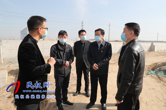 市人大常委會副主任、縣委書記姬脈常開展走訪服務(wù)工業(yè)企業(yè)活動