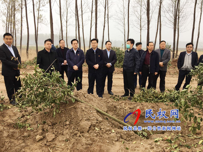 縣委副書記、縣長張團結(jié)到我縣部分鄉(xiāng)鎮(zhèn)調(diào)研