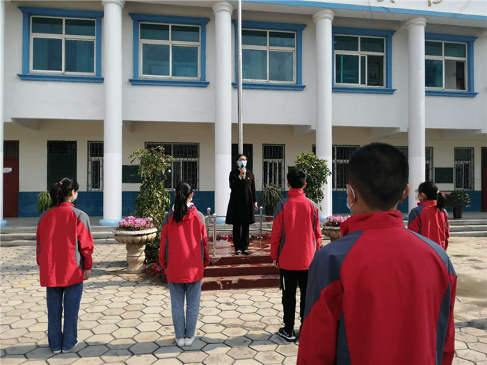 民權縣第三小學新學期第一天順利開學 民權縣第三小學新學期第一天順利開學