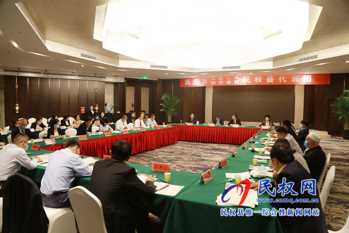 市政協(xié)主席曾昭寶，市委常委、常務(wù)副市長吳祖明參加民權(quán)代表團(tuán)審議市政府工作報(bào)告和計(jì)劃、財(cái)政工作報(bào)告