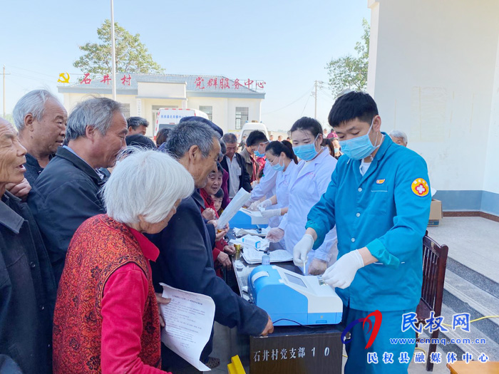 縣司法局組織開(kāi)展免費(fèi)健康體檢活動(dòng) 縣司法局組織開(kāi)展免費(fèi)健康體檢活動(dòng)