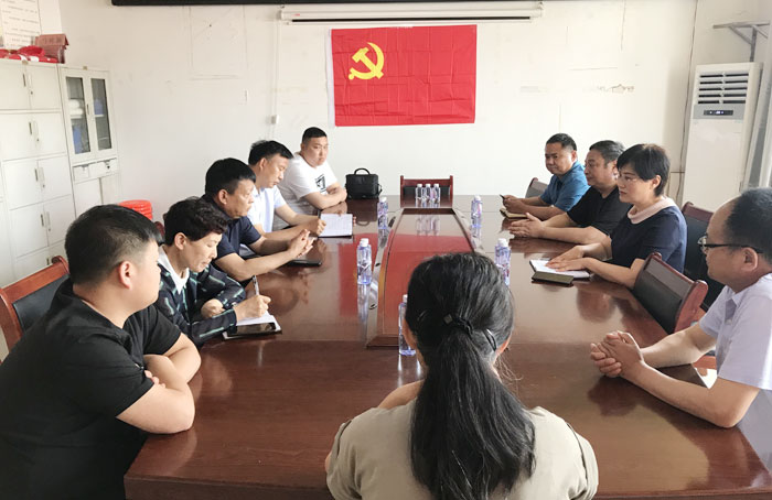 上蔡縣考察團(tuán)來民考察學(xué)習(xí)國家園林縣城創(chuàng)建工作