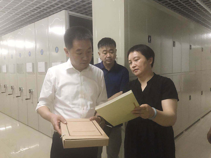 國際檔案日：縣委常委、縣委辦公室主任孟亞松出席縣檔案館開放日活動