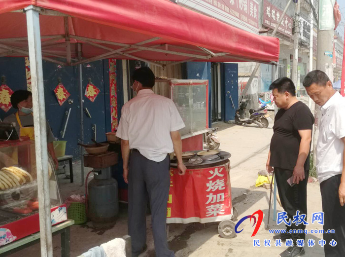 野崗鎮(zhèn)杜絕店外占道經(jīng)營積極營造良好營商環(huán)境