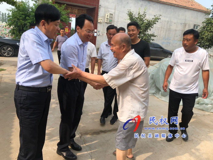 縣委常委、常務(wù)副縣長李啟峰到林七鄉(xiāng)開展“三?五”基層工作日活動
