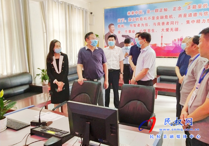 市委常委、常務(wù)副市長吳祖明到我縣查看高考準(zhǔn)備工作開展情況