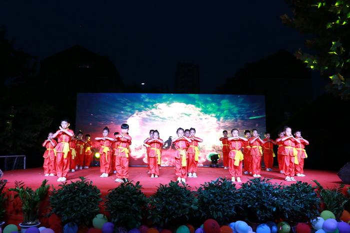 滿滿的儀式感！民權(quán)東區(qū)實(shí)驗(yàn)幼兒園迎來(lái)畢業(yè)季