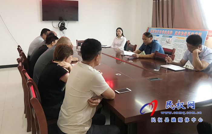 供銷社學(xué)習(xí)貫徹縣政府第四次全會暨廉政工作會議精神 供銷社學(xué)習(xí)貫徹縣政府第四次全會暨廉政工作會議精神