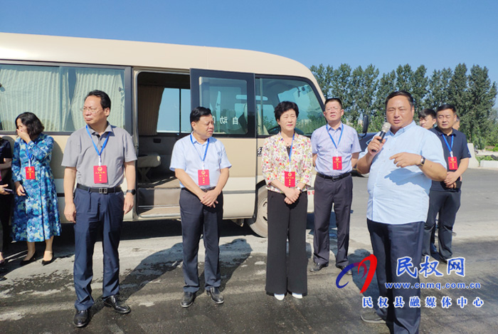 縣人大視察我縣地方糧油收儲“一園三校”重點項目城市建設(shè)與管理工作
