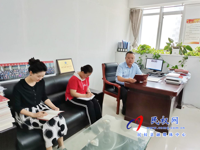 我縣各鄉(xiāng)鎮(zhèn)（街道辦）、縣直各單位認(rèn)真?zhèn)鬟_(dá)貫徹脫貧攻堅問題整改暨總攻動員會議精神