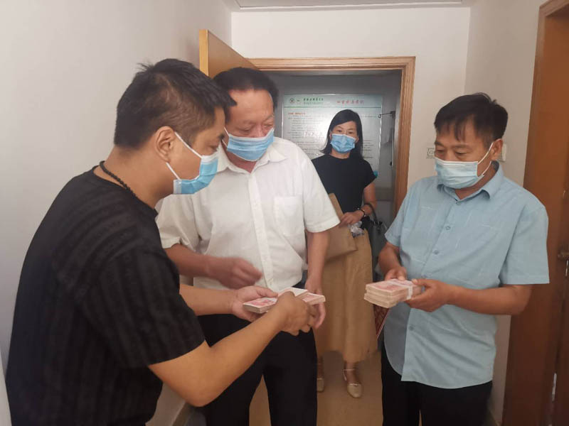 縣住建局?jǐn)y手愛心企業(yè)樂善好施、扶危濟(jì)困