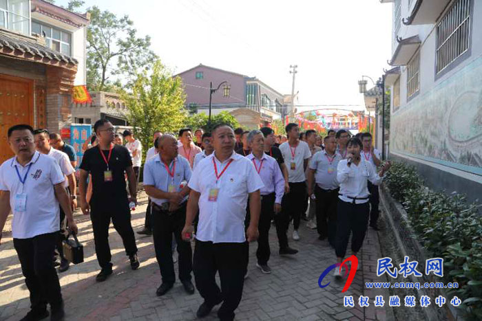 民權(quán)縣2020年“萬名黨員進黨?！?黨員示范培訓(xùn)班開展現(xiàn)場教學(xué)活動