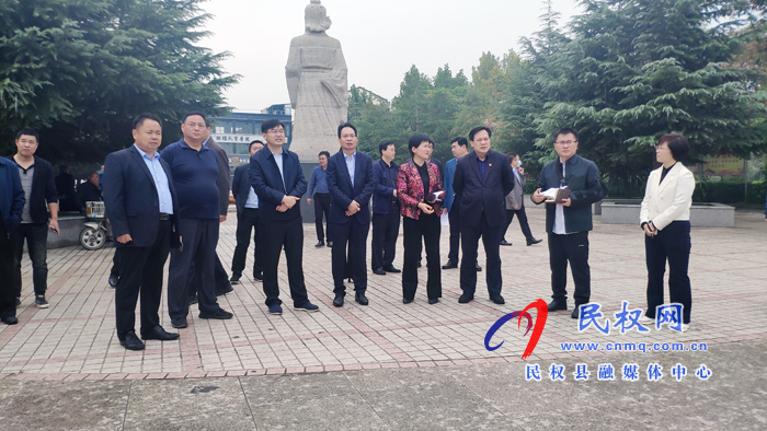 縣委副書記、縣長張團結帶隊督導檢查文明城市創(chuàng)建工作