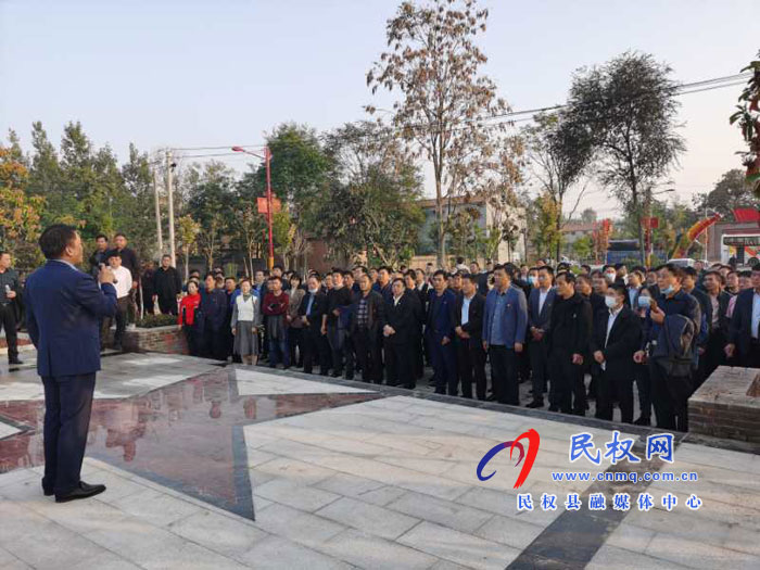 商丘市村（社區(qū)）黨組織書記培訓班赴蘭考縣開展現(xiàn)場教學