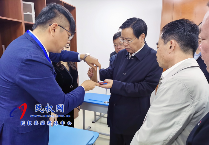市人大常委會(huì)副主任、縣委書記姬脈常赴重慶開(kāi)展招商引資活動(dòng)