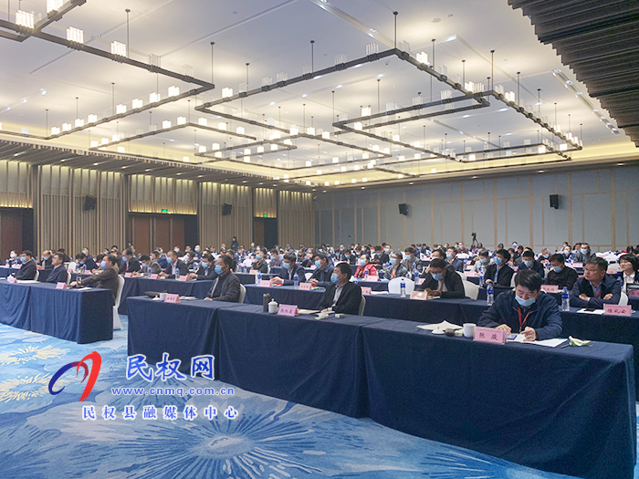 河南省產(chǎn)業(yè)轉(zhuǎn)移助力脫貧攻堅(jiān)現(xiàn)場會在民權(quán)縣召開 河南省產(chǎn)業(yè)轉(zhuǎn)移助力脫貧攻堅(jiān)現(xiàn)場會在民權(quán)縣召開