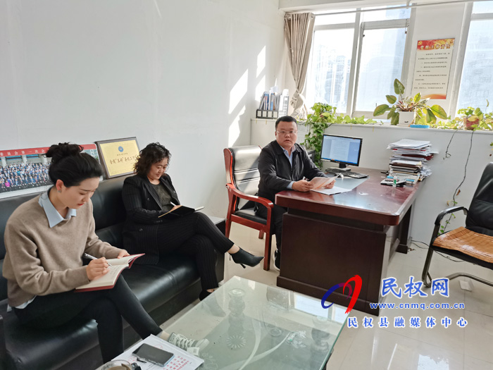 我縣各鄉(xiāng)鎮(zhèn)、（街道辦）縣直各單位傳達(dá)貫徹全縣脫貧攻堅(jiān)工作推進(jìn)會(huì)議精神
