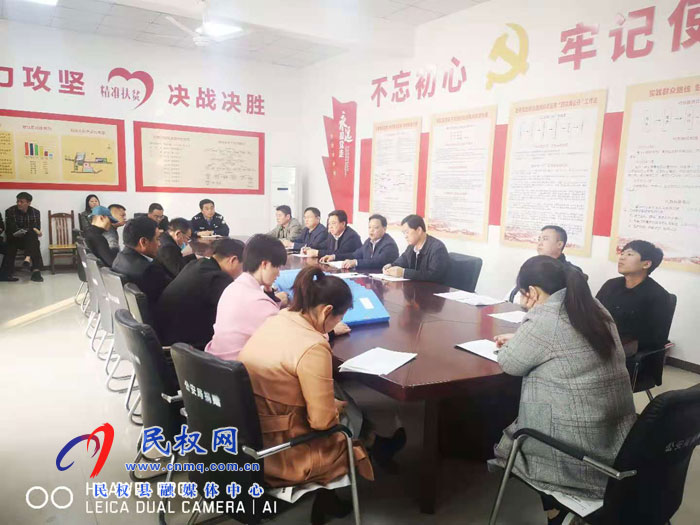 縣人大副主任石克林到孫六鎮(zhèn)主持召開迎接省脫貧攻堅(jiān)成效考核加壓促進(jìn)會 縣人大副主任石克林到孫六鎮(zhèn)主持召開迎接省脫貧攻堅(jiān)成效考核加壓促進(jìn)會
