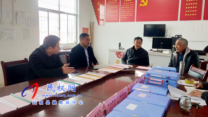 縣委常委、紀(jì)委書記、監(jiān)察委主任張亞光到胡集鄉(xiāng)督導(dǎo)脫貧攻堅(jiān)省級考核迎檢工作