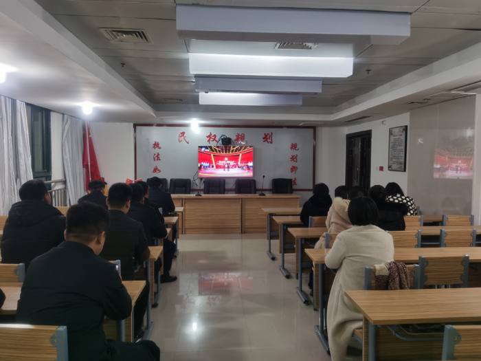 縣規(guī)劃中心組織收聽收看《銘記歷史 走向復興》“四史”知識競賽