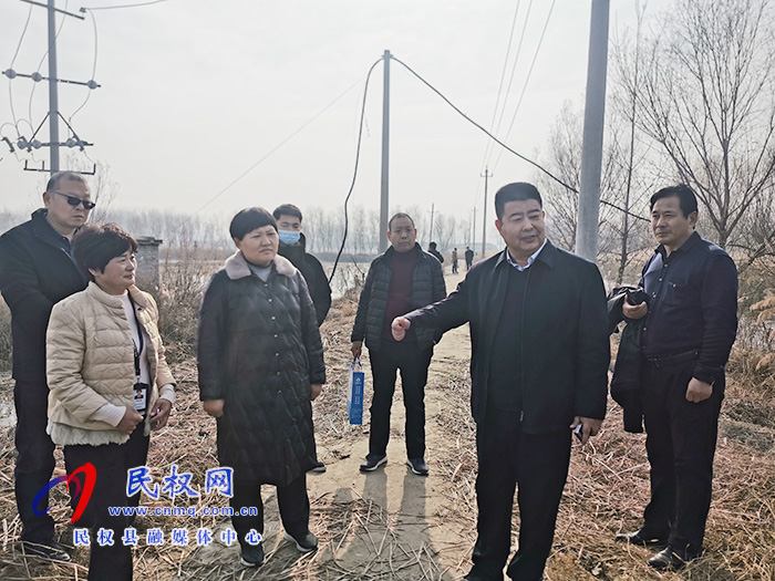 副縣長張士彬帶隊嚴查漁業(yè)違法行為 副縣長張士彬帶隊嚴查漁業(yè)違法行為