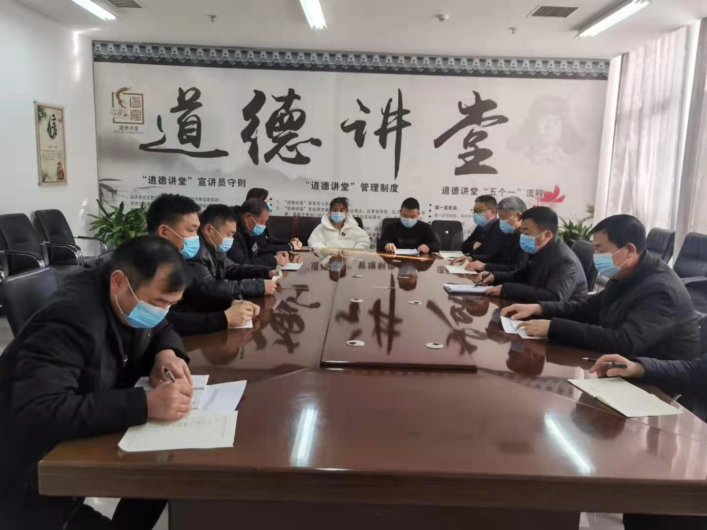 縣林業(yè)發(fā)展服務中心傳達學習貫徹中國共產(chǎn)黨民權(quán)縣第十二屆委員會第十次全會暨縣委經(jīng)濟工作會議精神 縣林業(yè)發(fā)展服務中心傳達學習貫徹中國共產(chǎn)黨民權(quán)縣第十二屆委員會第十次全會暨縣委經(jīng)濟工作會議精神