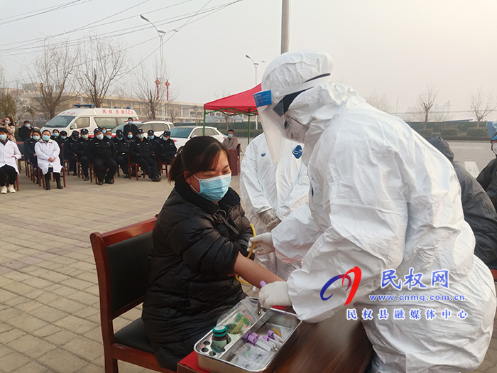 南華街道辦：開展疫情防控應(yīng)急演練，筑牢安全防線