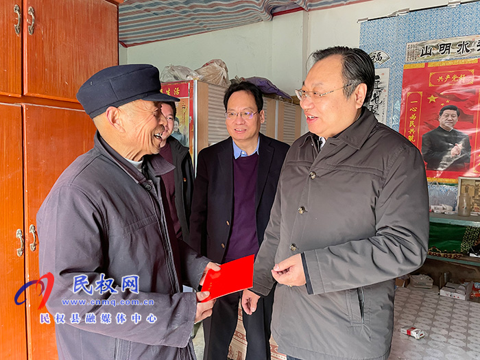 市委常委、常務副市長吳祖明節(jié)前到民新春走訪慰問困難群眾