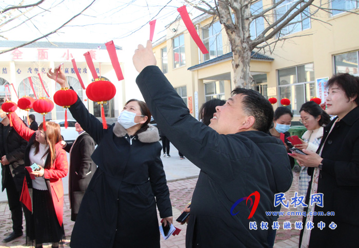民權(quán)縣財政局花園所開展“廉政燈謎慶元宵”活動 ?