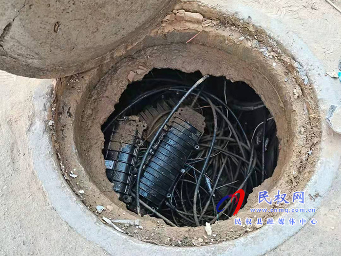 民權(quán)縣12345：雜亂垃圾無人處理，群眾來電熱線尋求幫忙