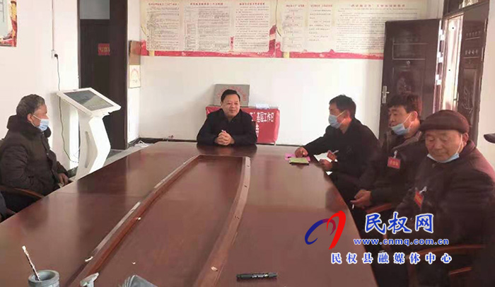 縣人大副主任石克林到孫六鎮(zhèn)督導(dǎo)村委換屆選舉工作 縣人大副主任石克林到孫六鎮(zhèn)督導(dǎo)村委換屆選舉工作