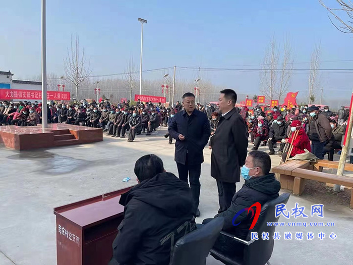 縣委常委、縣委辦公室主任孟亞松到野崗鎮(zhèn)督導村委換屆選舉工作
