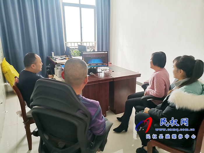 我縣各單位、鄉(xiāng)鎮(zhèn)（街道辦）組織收聽收看全縣三級(jí)干部大會(huì)直播實(shí)況