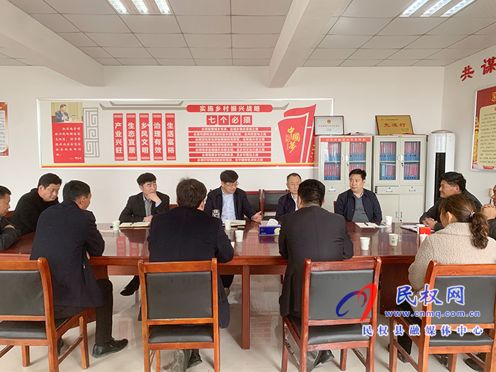 縣委副書記、縣長張團(tuán)結(jié)到綠洲街道辦亓堂村開展“三·五”基層工作日活動