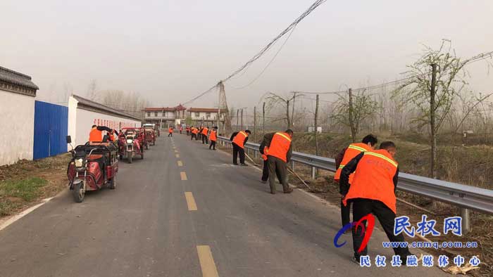 民權(quán)縣交通運輸局四舉措推進春季農(nóng)村公路集中養(yǎng)護高潮 民權(quán)縣交通運輸局四舉措推進春季農(nóng)村公路集中養(yǎng)護高潮