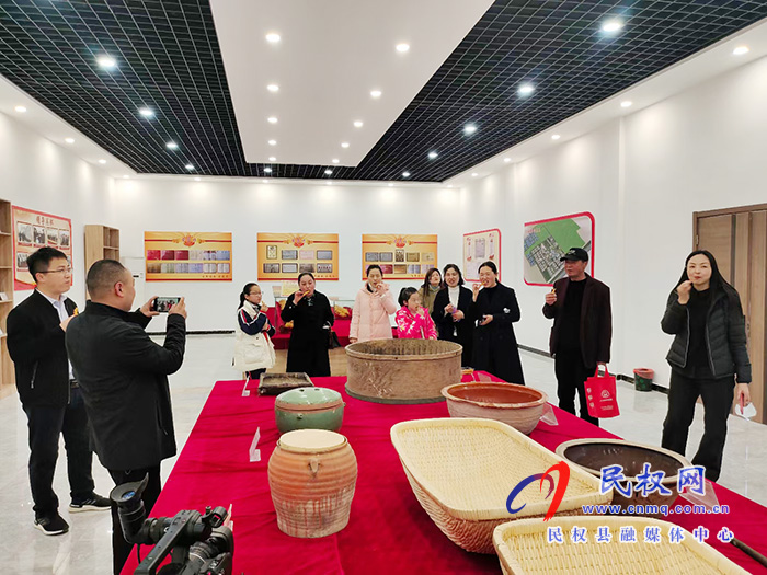 “百年風(fēng)雨 共鑄輝煌”2021年商丘市“中國夢(mèng)、春之聲”詩歌朗誦會(huì)在我縣舉辦