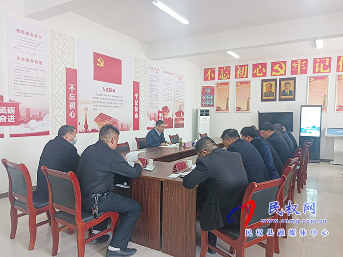 市委常委、常務(wù)副市長吳祖明到龍?zhí)伶?zhèn)邢莊村開展“三·五”基層工作日活動