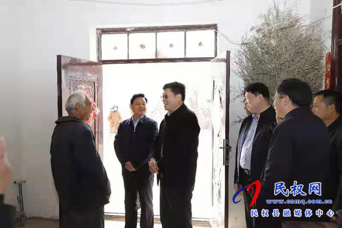 市人大常委會(huì)副主任王琦到程莊鎮(zhèn)江集村開(kāi)展“三五”工作日活動(dòng)
