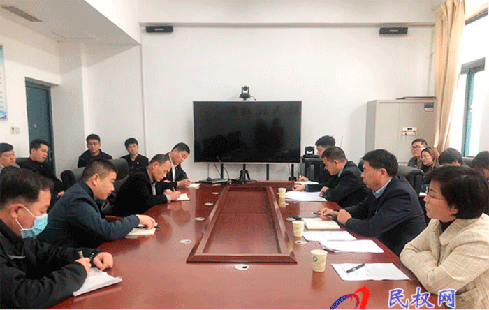 我縣各單位各鄉(xiāng)鎮(zhèn)迅速傳達貫徹“兩會”精神 我縣各單位各鄉(xiāng)鎮(zhèn)迅速傳達貫徹“兩會”精神