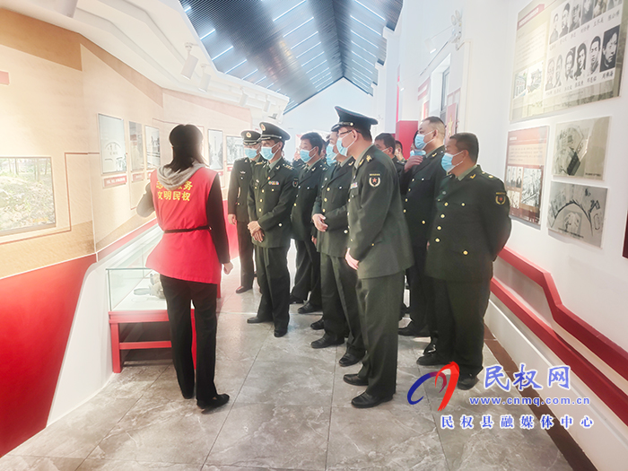 縣人武部召開黨史學(xué)習教育現(xiàn)場參觀暨民兵整組雙塔鎮(zhèn)現(xiàn)場會 縣人武部召開黨史學(xué)習教育現(xiàn)場參觀暨民兵整組雙塔鎮(zhèn)現(xiàn)場會