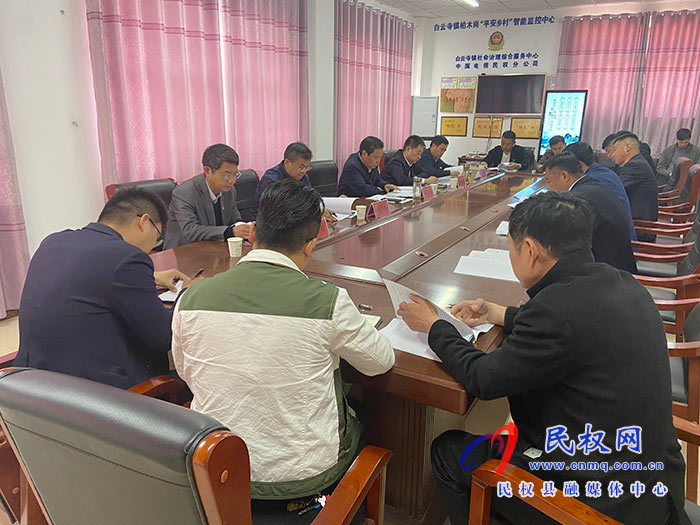 市人大常委會(huì)副主任、縣委書(shū)記姬脈常到白云寺鎮(zhèn)柏木崗村開(kāi)展“三·五” 基層工作日活動(dòng)