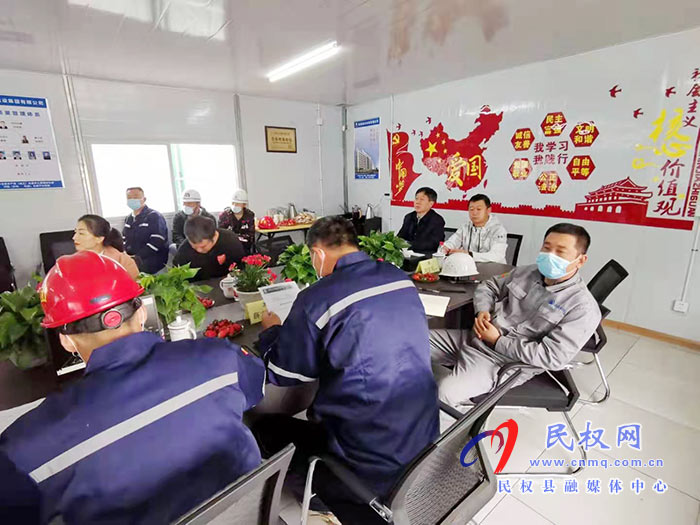縣委常委、副縣長(zhǎng)房季帶隊(duì)赴青島參觀(guān)學(xué)習(xí)