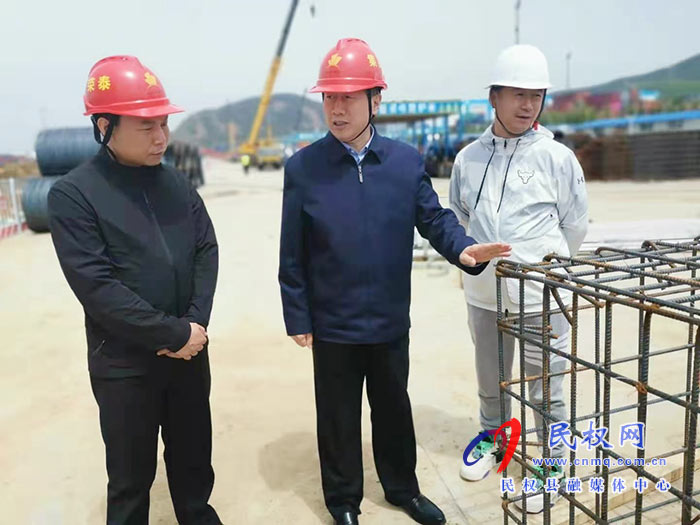縣委常委、副縣長(zhǎng)房季帶隊(duì)赴青島參觀(guān)學(xué)習(xí)