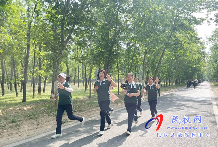 民東新區(qū)實(shí)驗(yàn)幼兒園徒步活動(dòng)——愛(ài)在初夏 一路同行 民東新區(qū)實(shí)驗(yàn)幼兒園徒步活動(dòng)——愛(ài)在初夏 一路同行