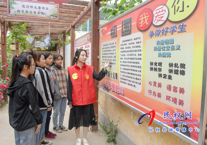 人和鎮(zhèn)開展“黨史學(xué)習(xí)教育進(jìn)校園”活動 人和鎮(zhèn)開展“黨史學(xué)習(xí)教育進(jìn)校園”活動