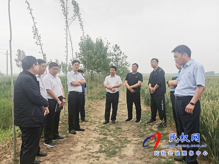 副縣長(zhǎng)張士彬督導(dǎo)農(nóng)田水利設(shè)施排查整改工作并現(xiàn)場(chǎng)辦公