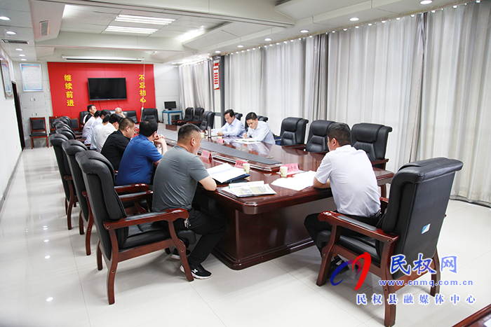 市委副秘書長閆長安到民調(diào)研信訪工作