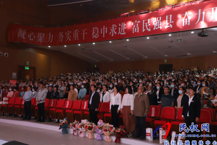 民權(quán)縣南華雙語實(shí)驗(yàn)學(xué)校舉行素質(zhì)教育成果展示暨獻(xiàn)禮建黨100周年活動 民權(quán)縣南華雙語實(shí)驗(yàn)學(xué)校舉行素質(zhì)教育成果展示暨獻(xiàn)禮建黨100周年活動