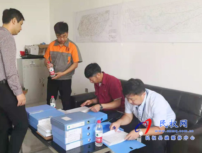 縣發(fā)改委組織開展油氣管道安全生產檢查大排查工作 縣發(fā)改委組織開展油氣管道安全生產檢查大排查工作